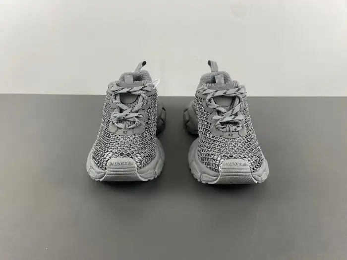 Cheap BLCG 3XL SNEAKER 788819 W3XFN 1210 0131