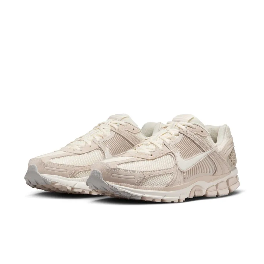 FF Nike Zoom Vomero 5 HF1553-100 0125