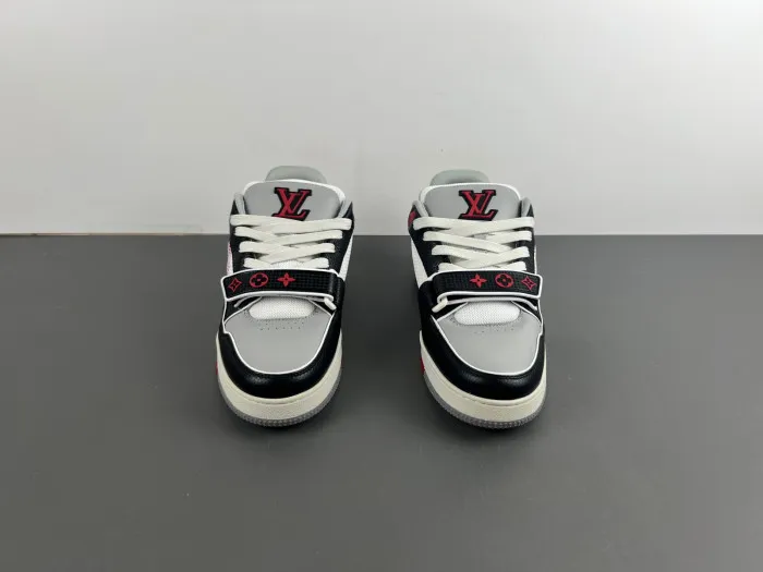 Cheap LV TRAINER SNEAKER 24083001 0112