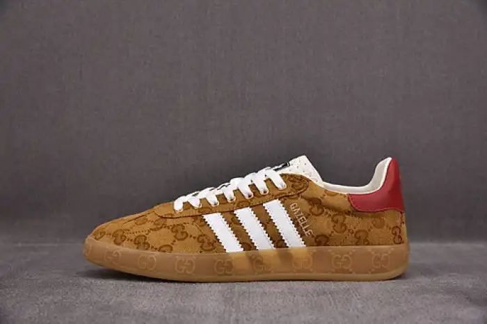 Adidas x Gucci Gazelle Sneaker Golden 0123