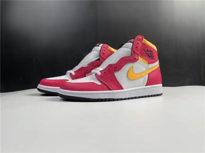 Air Jordan 1 High OGLight Fusion Red 555088-603 0122