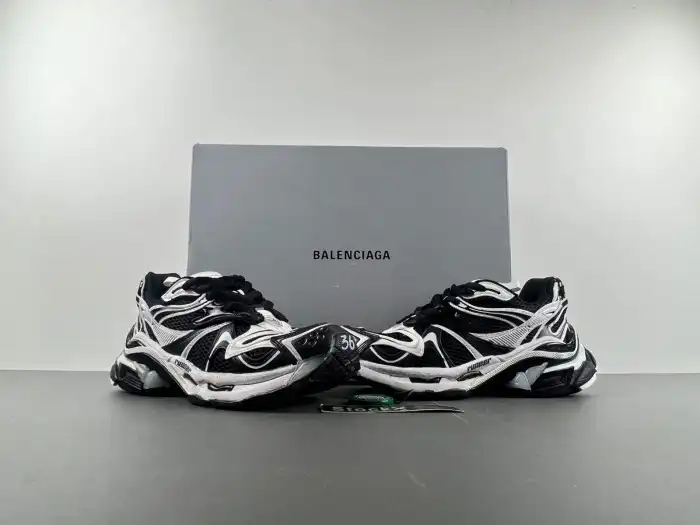 Tbkicks BLCG RUNNER 2.0 SNEAKER 779064-W3RBXP-0213 0131