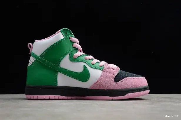 Onekick CU7349-001 Invert SB Celtics High Dunk Nike 0208