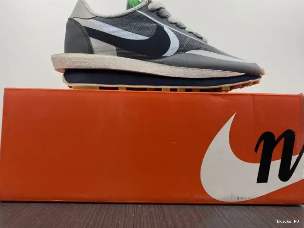 Tbkicks DH3114-001 Cool of sacai Death 2 Nike Kiss Waffle Grey LD CLOT 0208