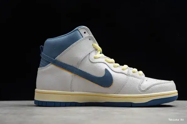 Tbkicks Nike Dunk Atlas (2020) CZ3334-100 SB at High Sea Lost 0222