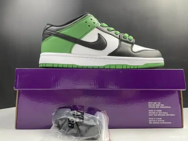 Affordable BQ6817-302 Classic SB Nike Green Low Dunk 0220