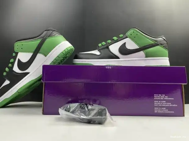 Affordable BQ6817-302 Classic SB Nike Green Low Dunk 0220