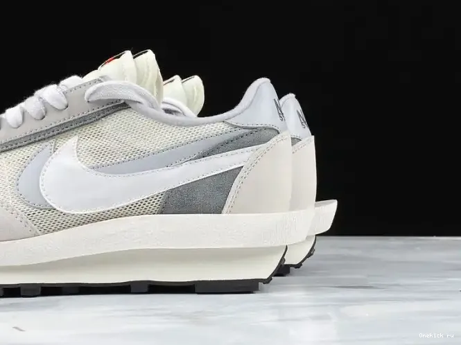 Onekick x LDV Grey White Sacai Waffle BV0073-100 Nike 0207