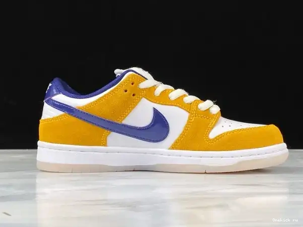 Tbkicks LASER NIKE DUNK ORANGE LOW SB BQ6817-800 0213