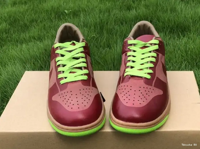 Affordable Laser Low Nike 311611-661 Chartreuse Red Dunk Varsity 1-Piece 0224