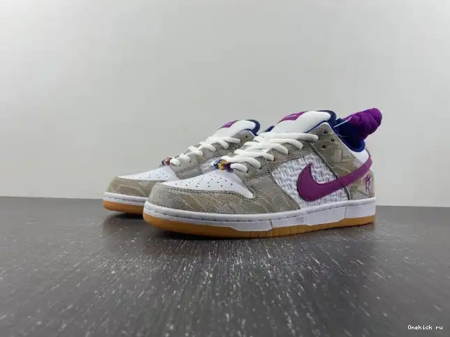 Tbkicks FZ5251-001 Leal x Low Dunk SB Nike Rayssa 0217