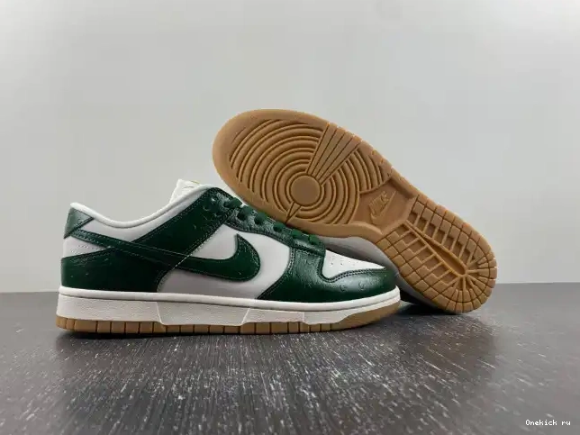 Tbkicks LX FJ2260-002 Green Ostrich Nike WMNS Dunk Low 0212