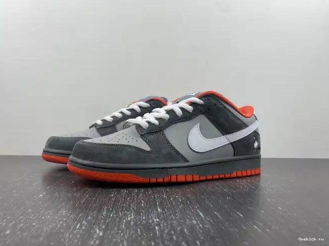 Onekick Pigeon Low Staple SB Nike Dunk NYC 304292-011 0207