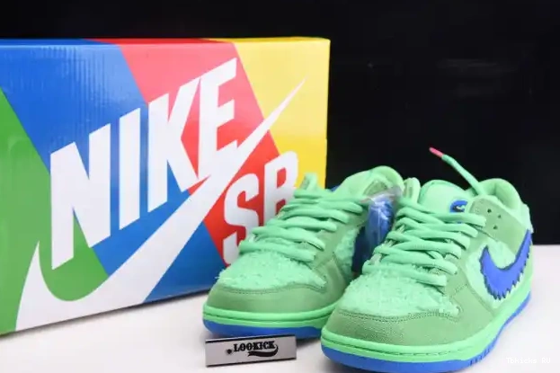 Reps Nike x CJ5378-300 Dead Grateful Bear SB Low Dunk Green 0215