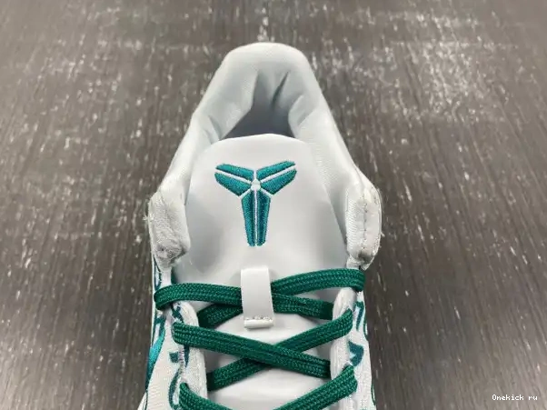 Onekick FQ3549-101 Emerald Nike Kobe 8 Protro Radiant 0226