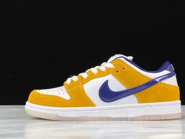 Tbkicks LASER NIKE DUNK ORANGE LOW SB BQ6817-800 0213