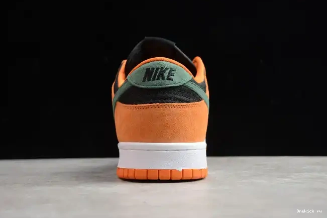 Reps LOW CERAMIC DUNK SB DA1469-001 NIKE 0227