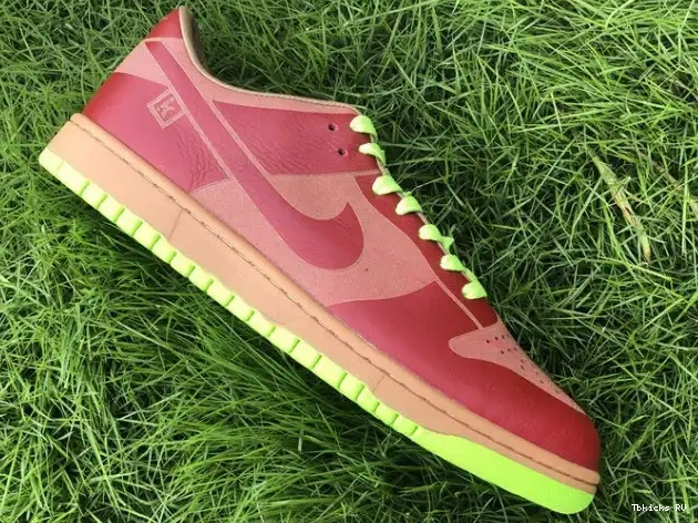 Affordable Laser Low Nike 311611-661 Chartreuse Red Dunk Varsity 1-Piece 0224