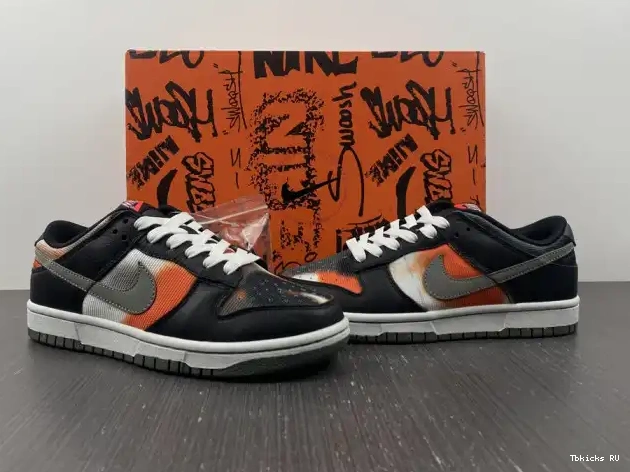 Tbkicks Nike Dunk DM0108-001 Low Graffiti 0211