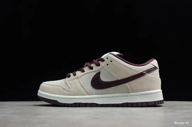 Onekick Dunk SB Sand Desert Mahogany BQ6817-004 Nike Low 0210