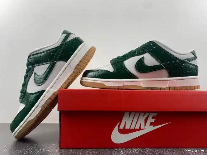 Tbkicks LX FJ2260-002 Green Ostrich Nike WMNS Dunk Low 0212