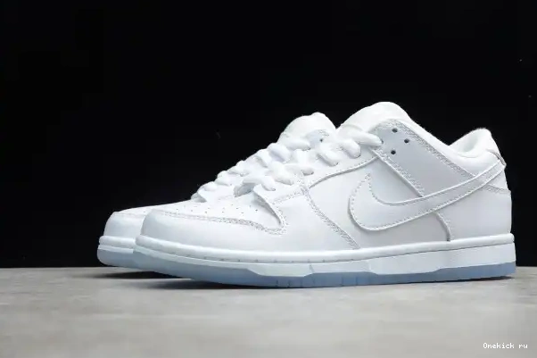 Tbkicks 304292-100 Dunk Ice White Nike Low SB 0211