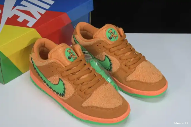 Onekick Nike x SB CJ5378-800 Grateful Orange Dead Bear Dunk Low 0224