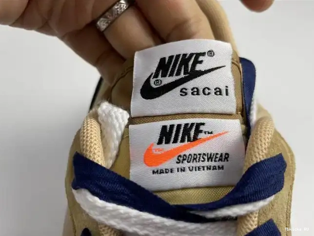 Tbkicks sacai Void Blue Sesame Vaporwaffle DD1875-200 Nike 0211