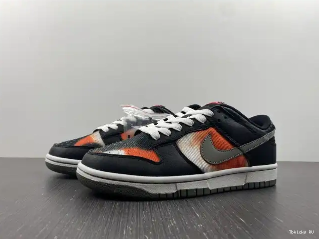 Tbkicks Nike Dunk DM0108-001 Low Graffiti 0211