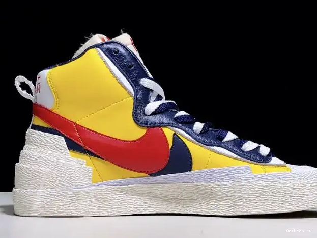 Onekick BV0072-700 BLAZER NIKE SACAI MID MAIZE X VARSITY 0207