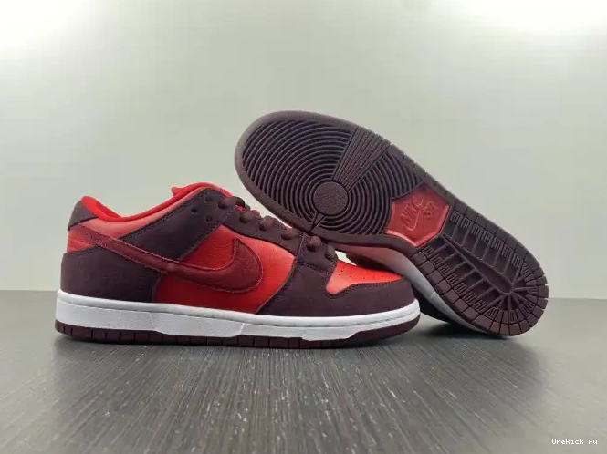 Cheap Dunk Nike DM0807-600 Low Cherry SB 0304