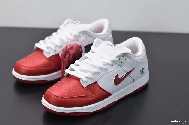 Onekick Low CK3480-600 Jewel Nike Dunk Swoosh SB Red 0301