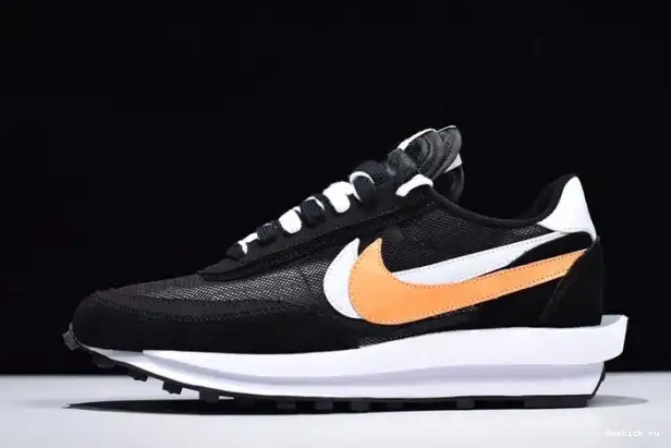 Nike Black Sacai  Daybreak BV0073-010 LD Waffle 0304